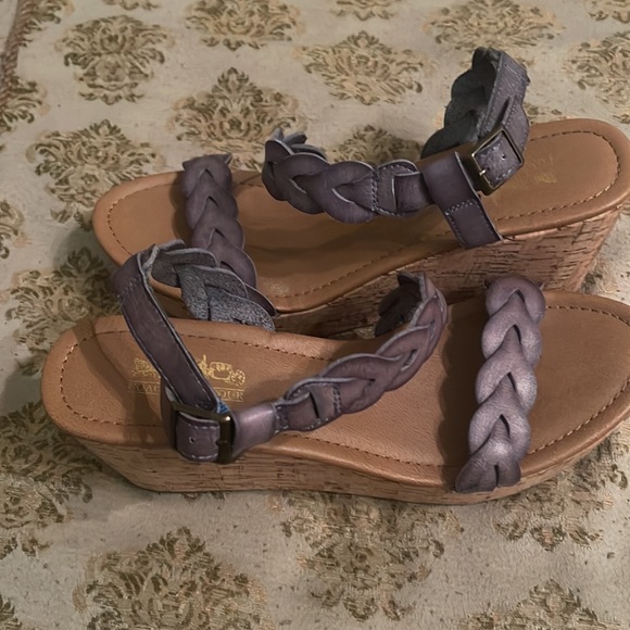 Sandals - Picture 2 of 2